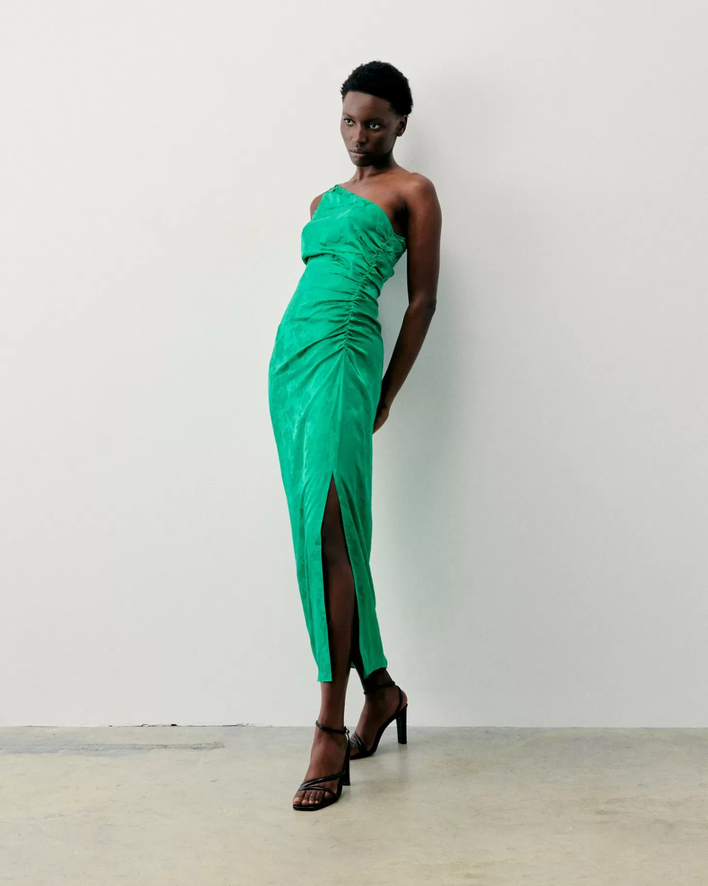 FROM FUTURE Adele Asymmetric Long Dress Vert Jacquard Store