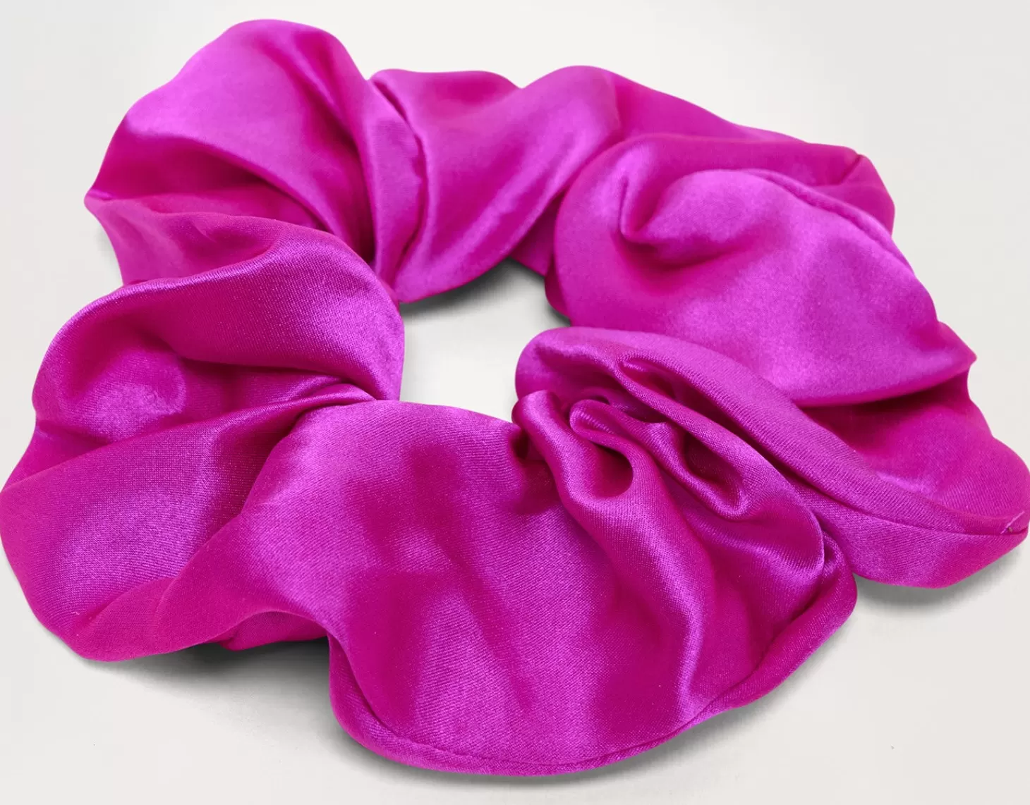 FROM FUTURE Scrunchie Colette Neon Purple Shop